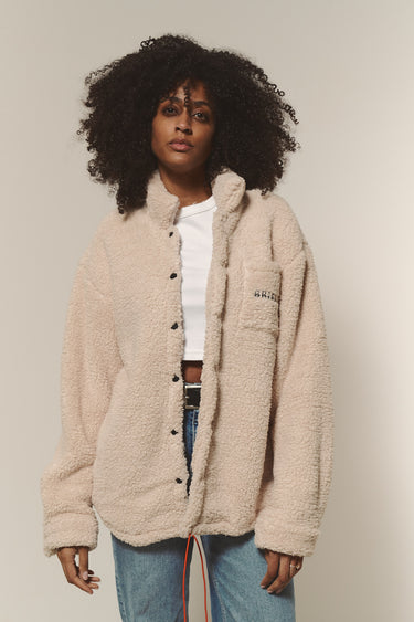 Sherpa Oversize Hemdjacke Frauen